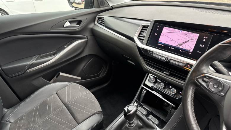 Vauxhall Grandland 1.2 Turbo Ultimate 5dr Petrol Hatchback